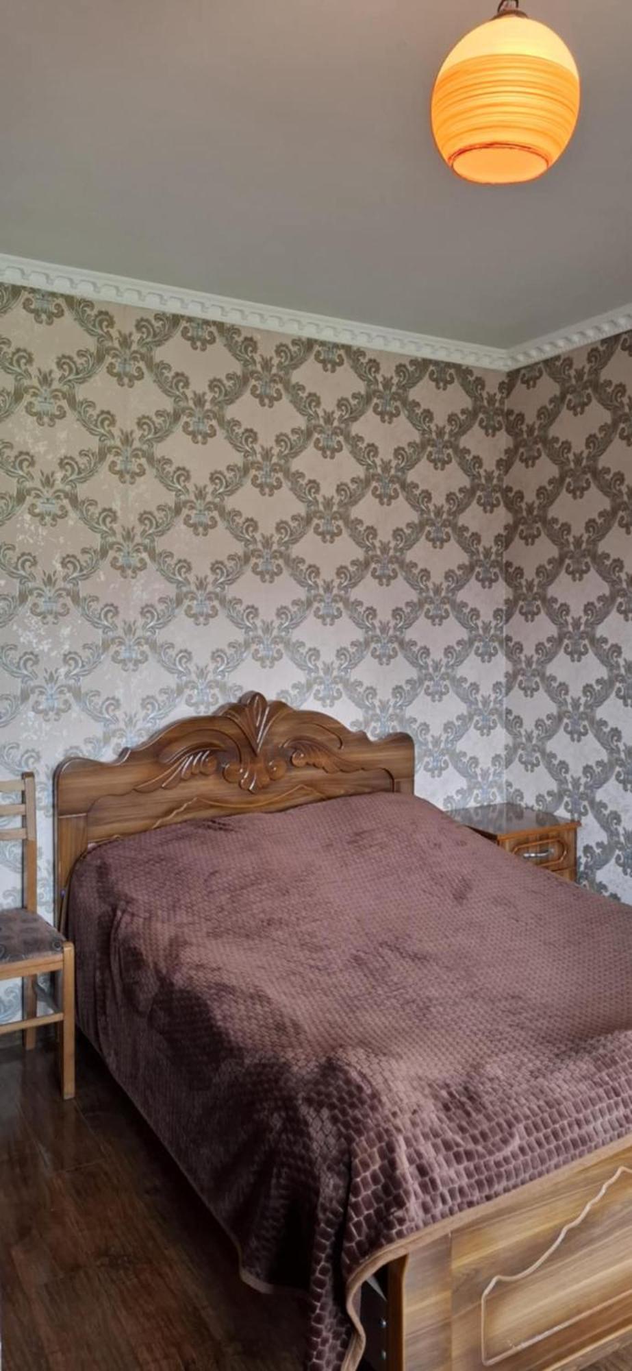 Valodia Guest House In Mestia Bagian luar foto